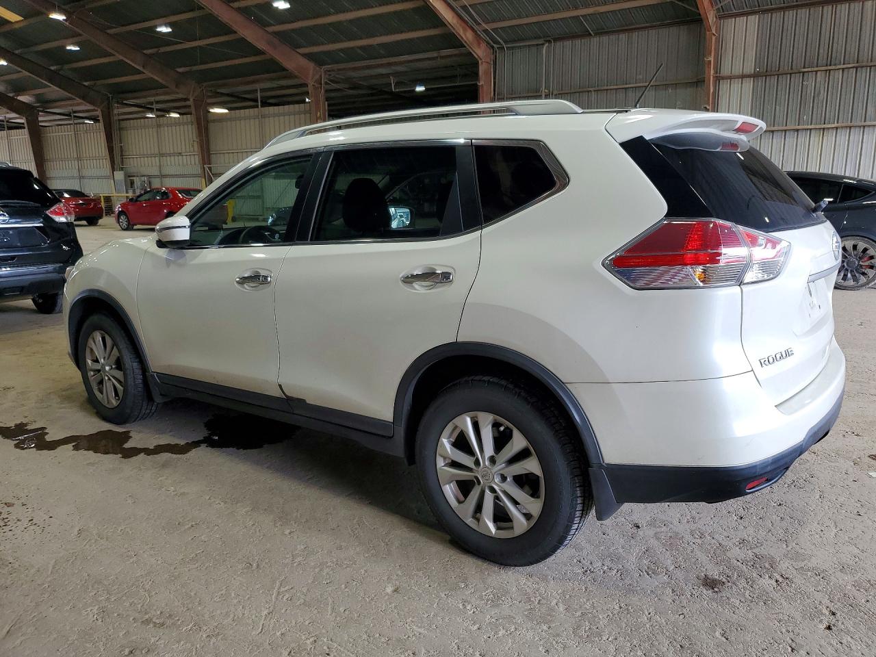 2016 NISSAN ROGUE SV — photo 2