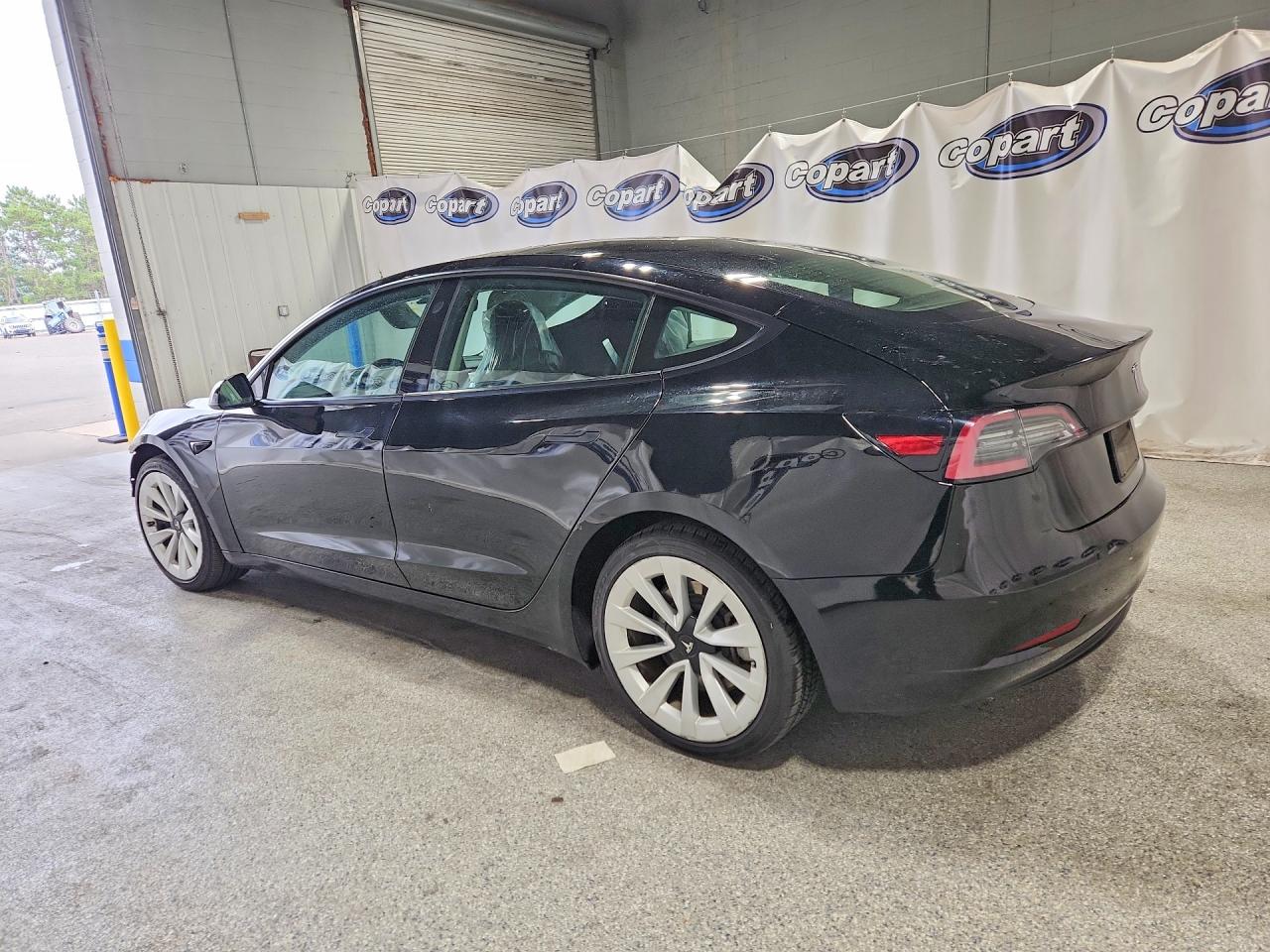2022 TESLA MODEL 3 — снимка 2