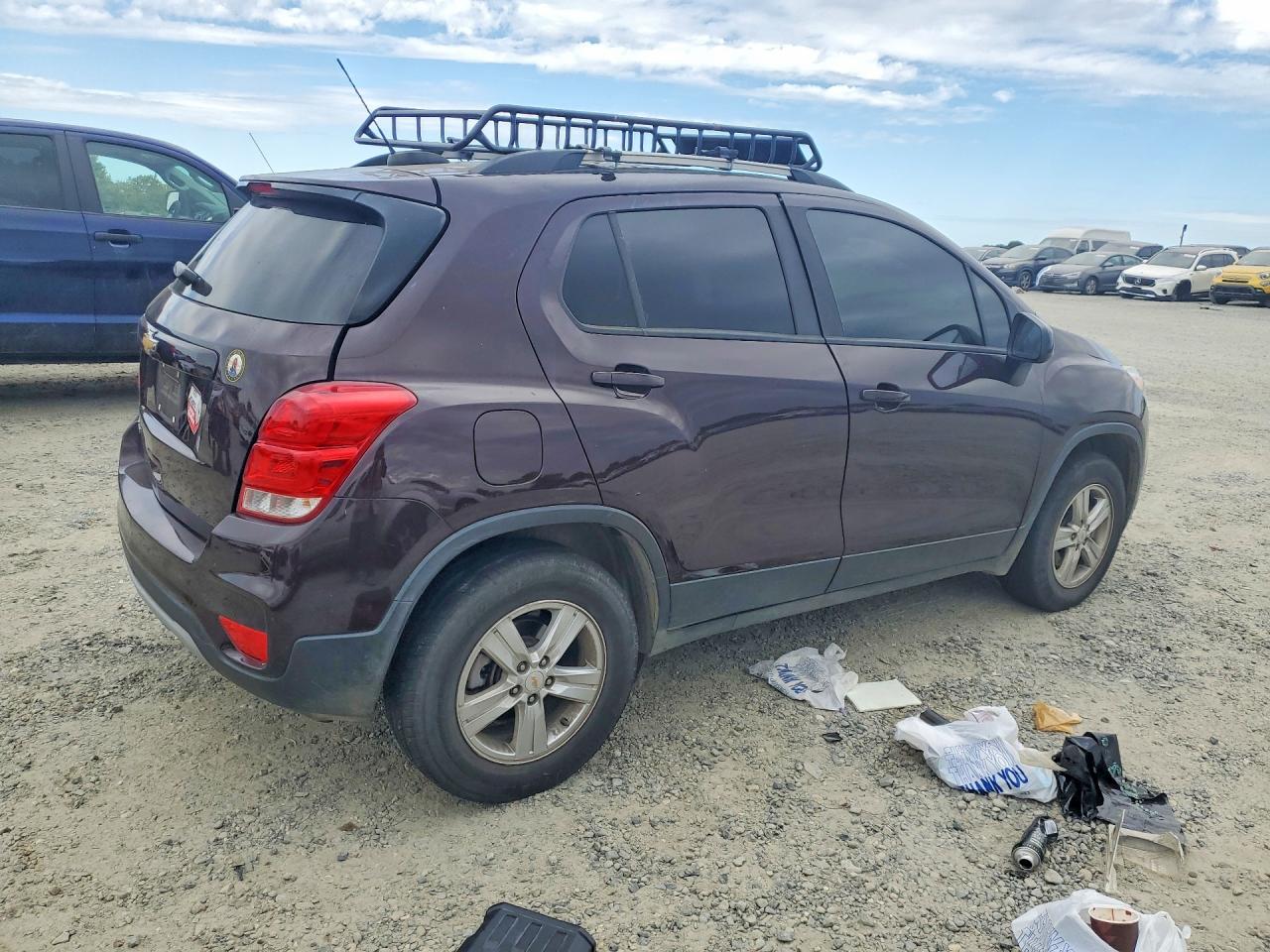 2021 CHEVROLET TRAX 1LT — снимка 3