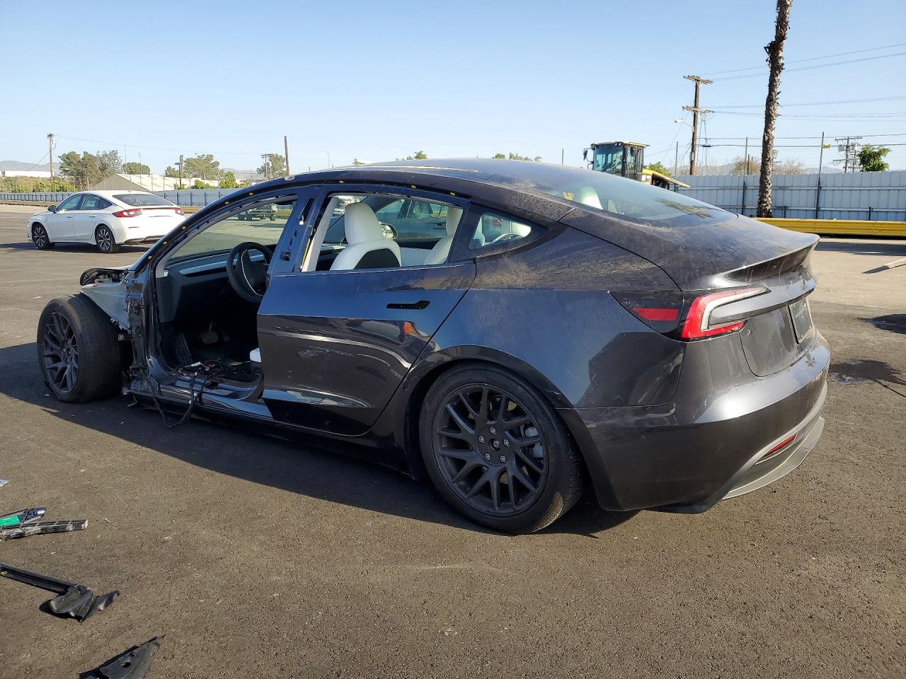 2025 TESLA MODEL 3 — снимка 2