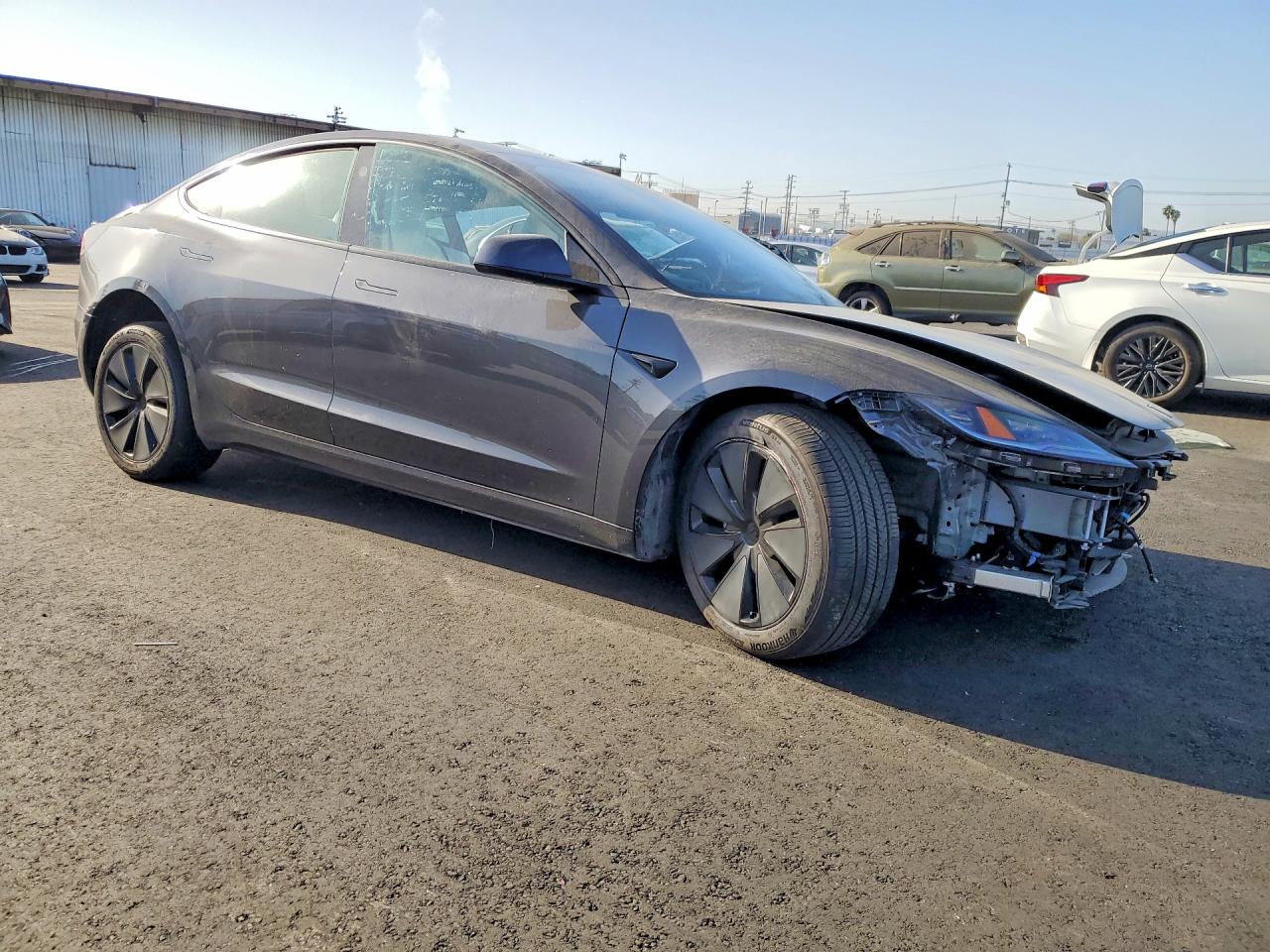 2025 TESLA MODEL 3 — снимка 4