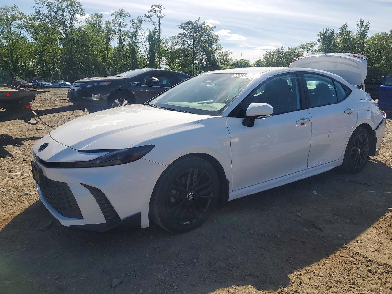 2025 TOYOTA CAMRY SE