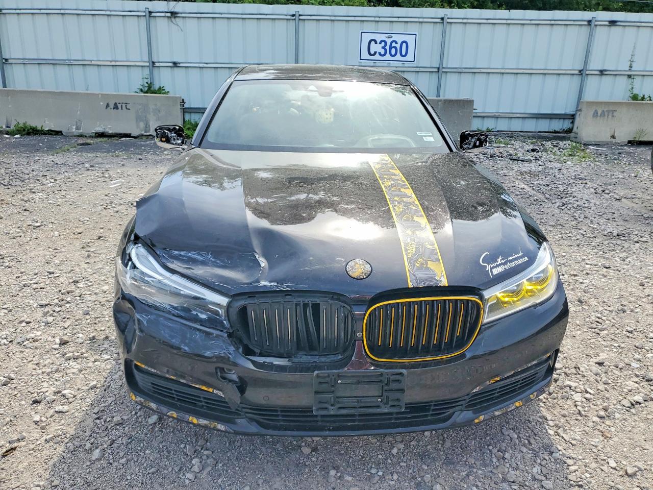 2016 BMW 750 XI — снимка 5