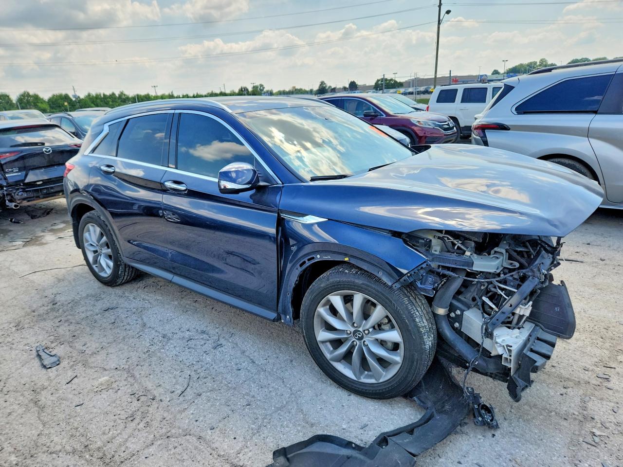 2021 INFINITI QX50 ESSENTIAL — снимка 4