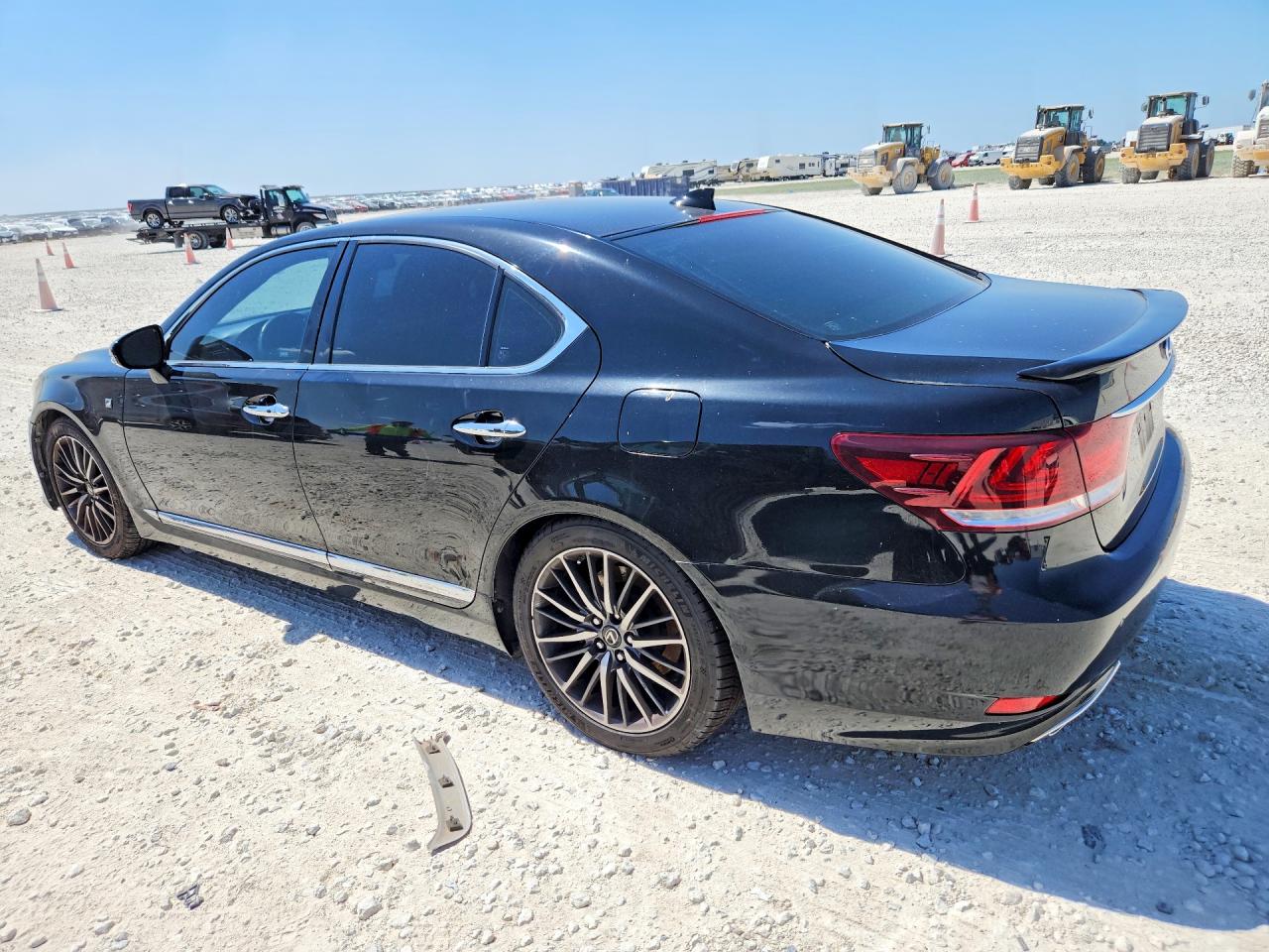 2014 LEXUS LS 460 — снимка 2