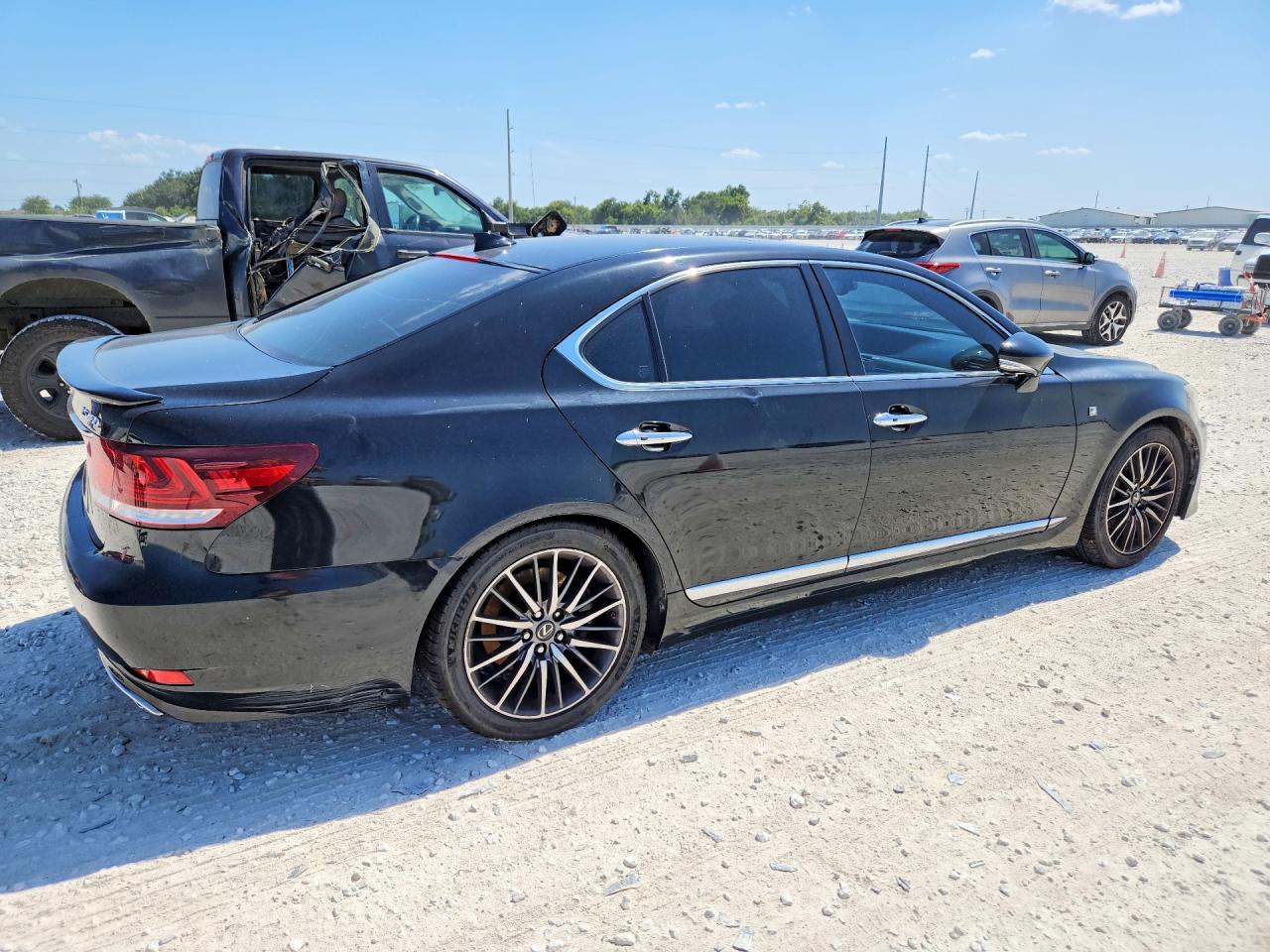 2014 LEXUS LS 460 — снимка 3