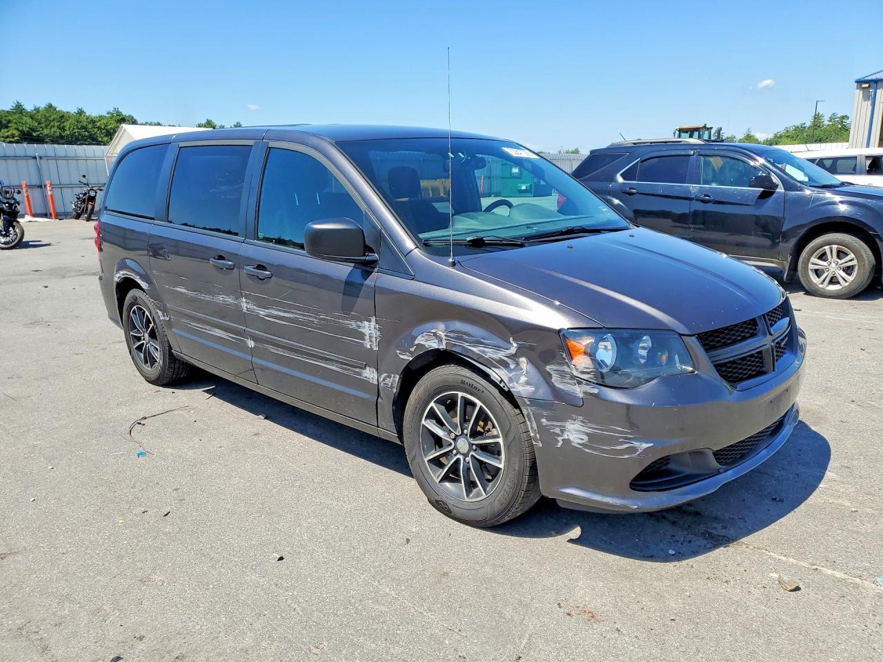 2015 DODGE GRAND CARAVAN SE — снимка 4