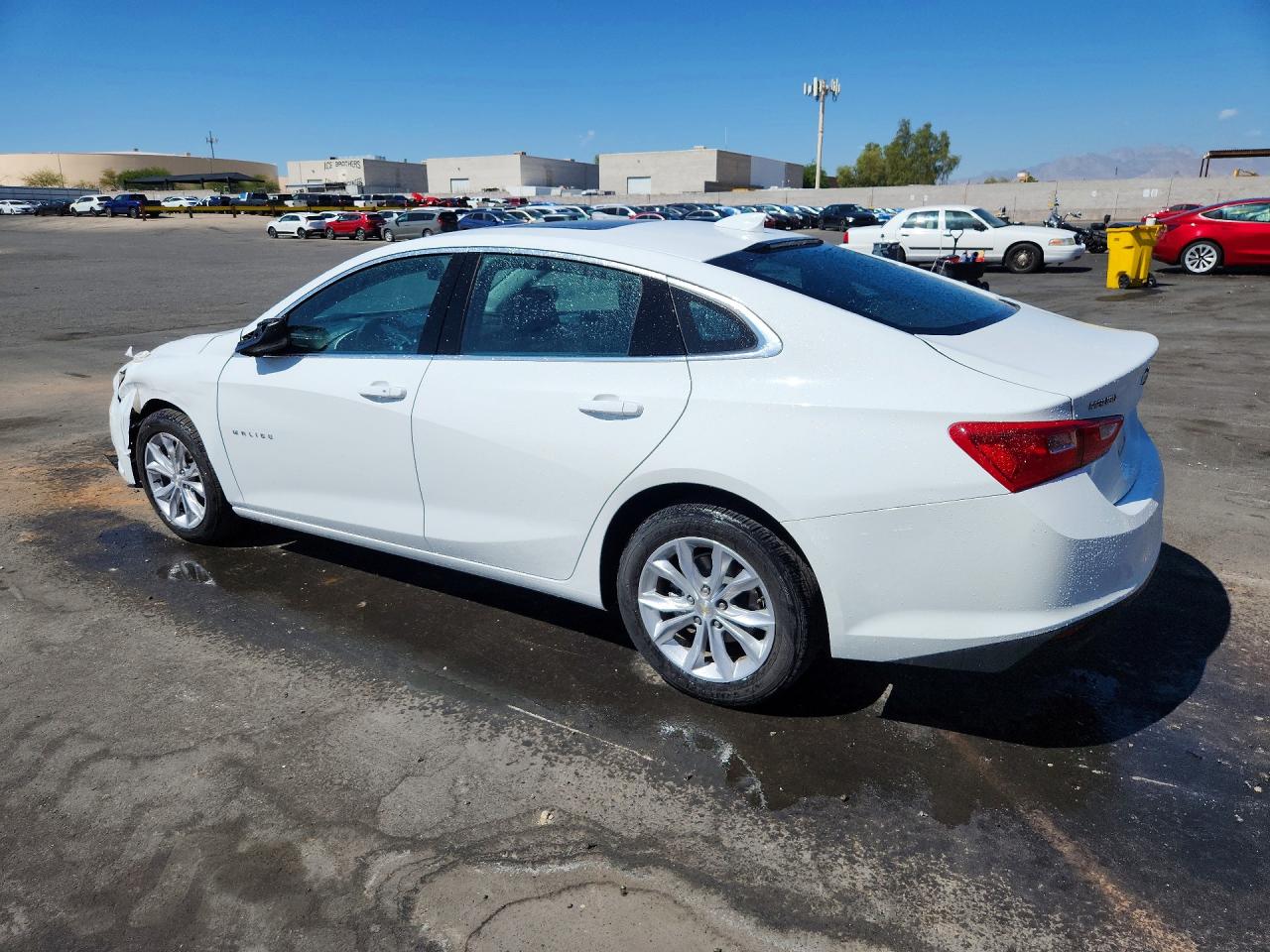 2023 CHEVROLET MALIBU LT — снимка 2