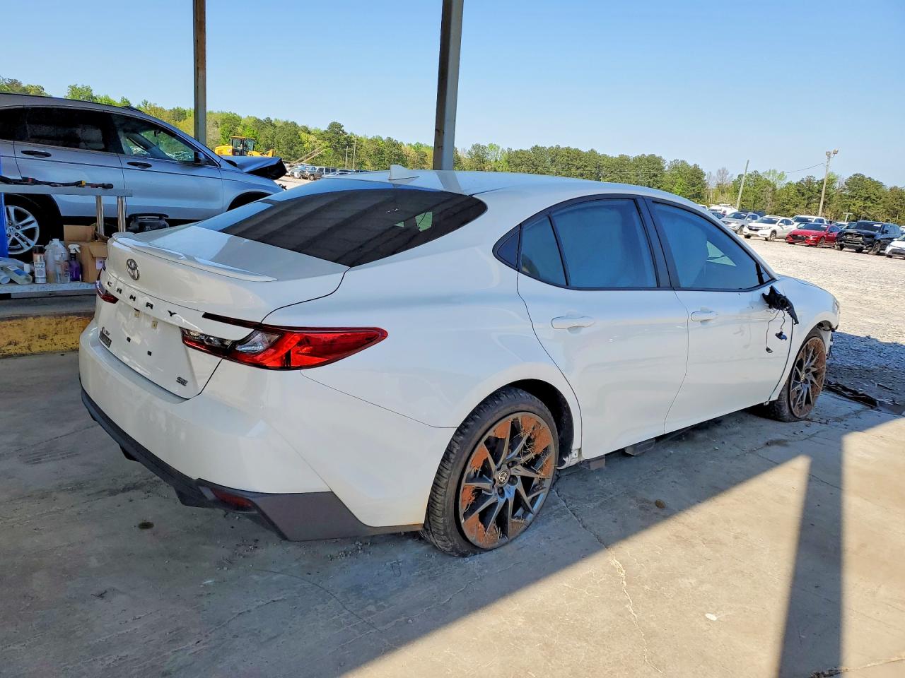 2025 TOYOTA CAMRY SE — снимка 3