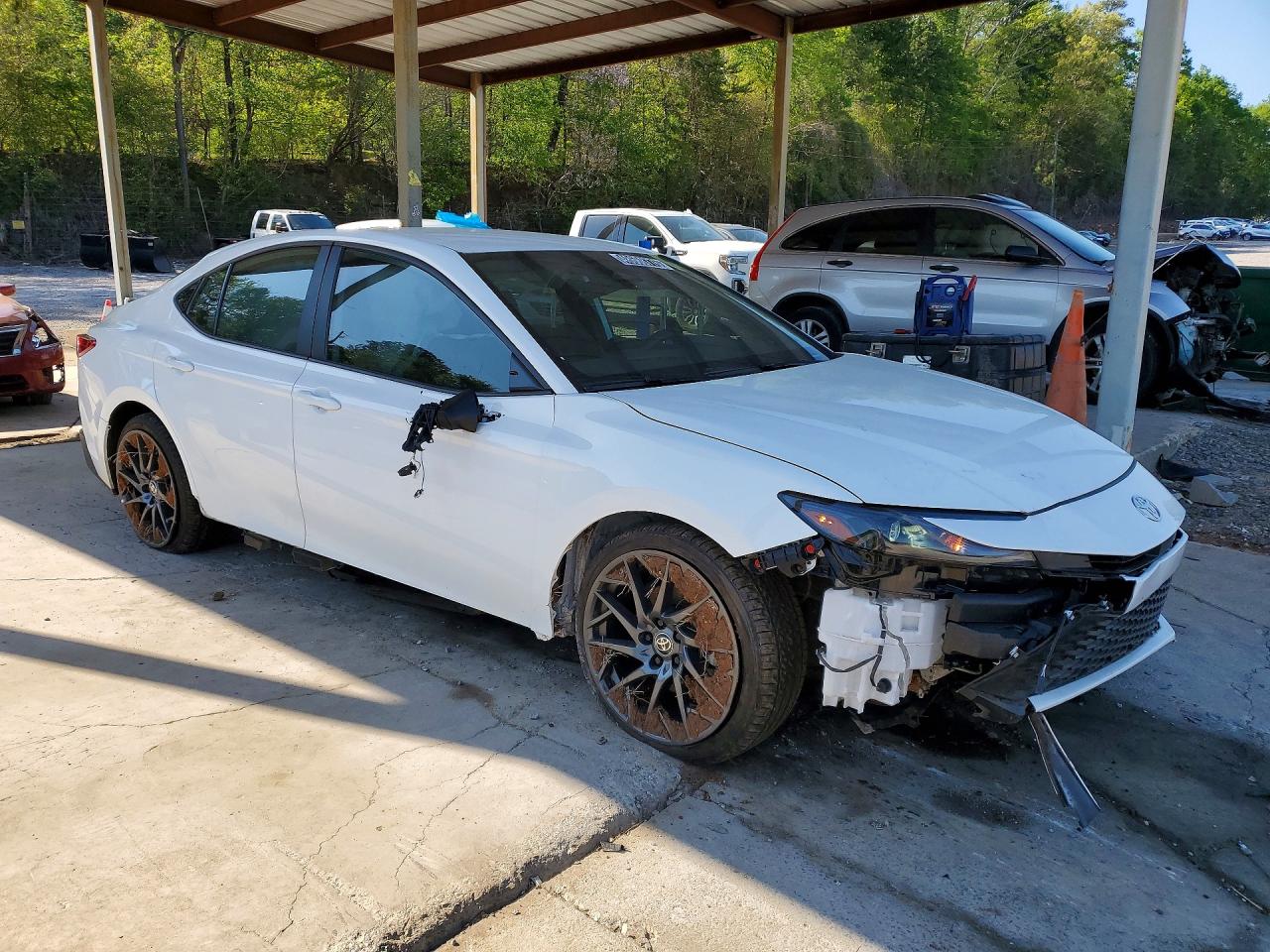 2025 TOYOTA CAMRY SE — снимка 4