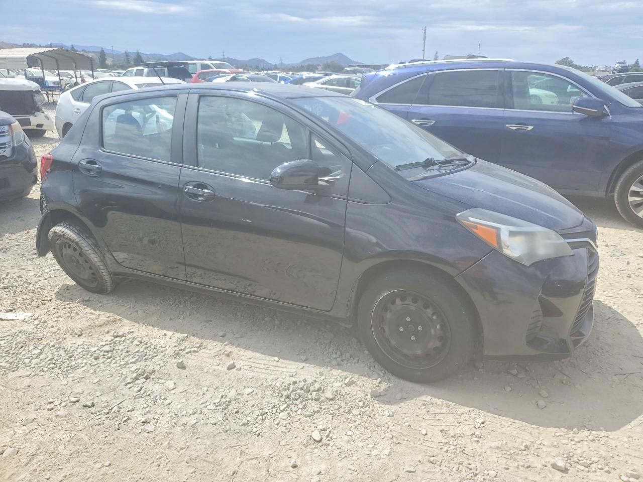 2017 TOYOTA YARIS 5-DOOR L FLEET — снимка 4