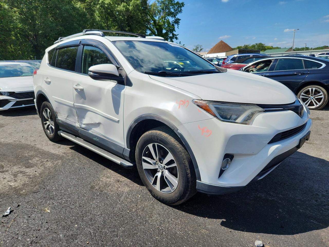 2018 TOYOTA RAV4 XLE — снимка 4
