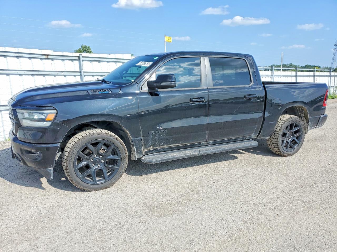 2024 RAM 1500 SPORT