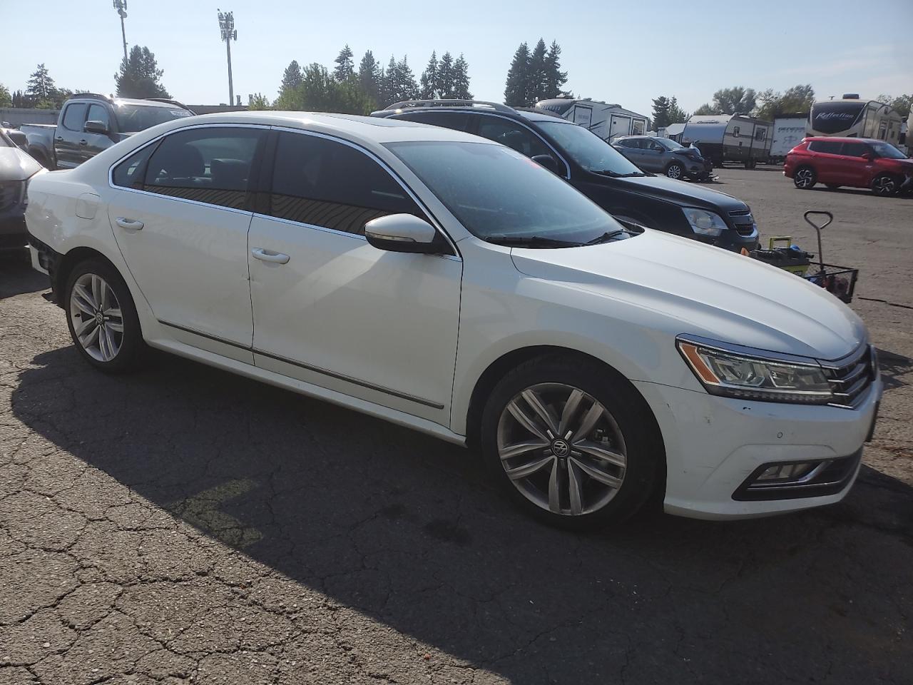 2017 VOLKSWAGEN PASSAT SE — снимка 4