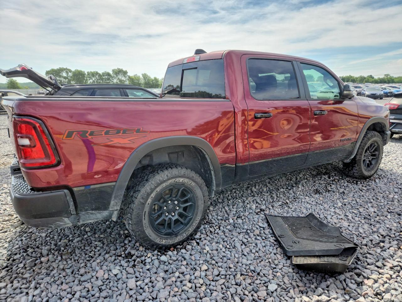 2025 RAM 1500 REBEL — снимка 3