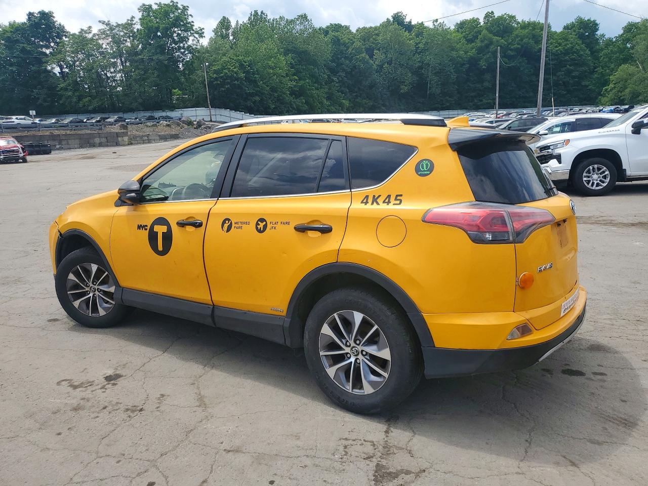 2017 TOYOTA RAV4 HYBRID LE PLUS — снимка 2