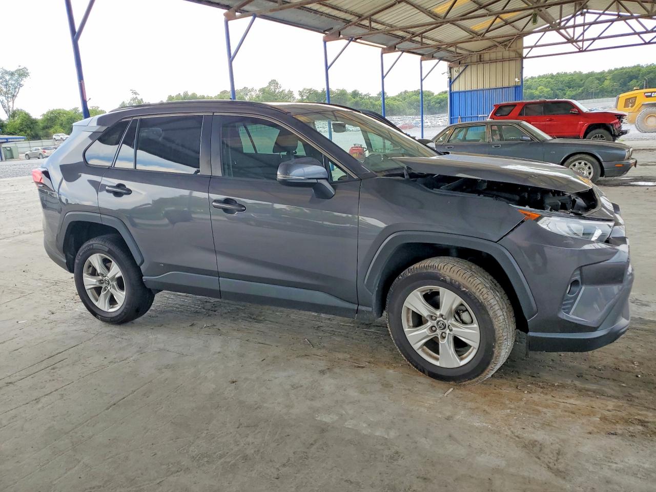 2021 TOYOTA RAV4 XLE — снимка 4