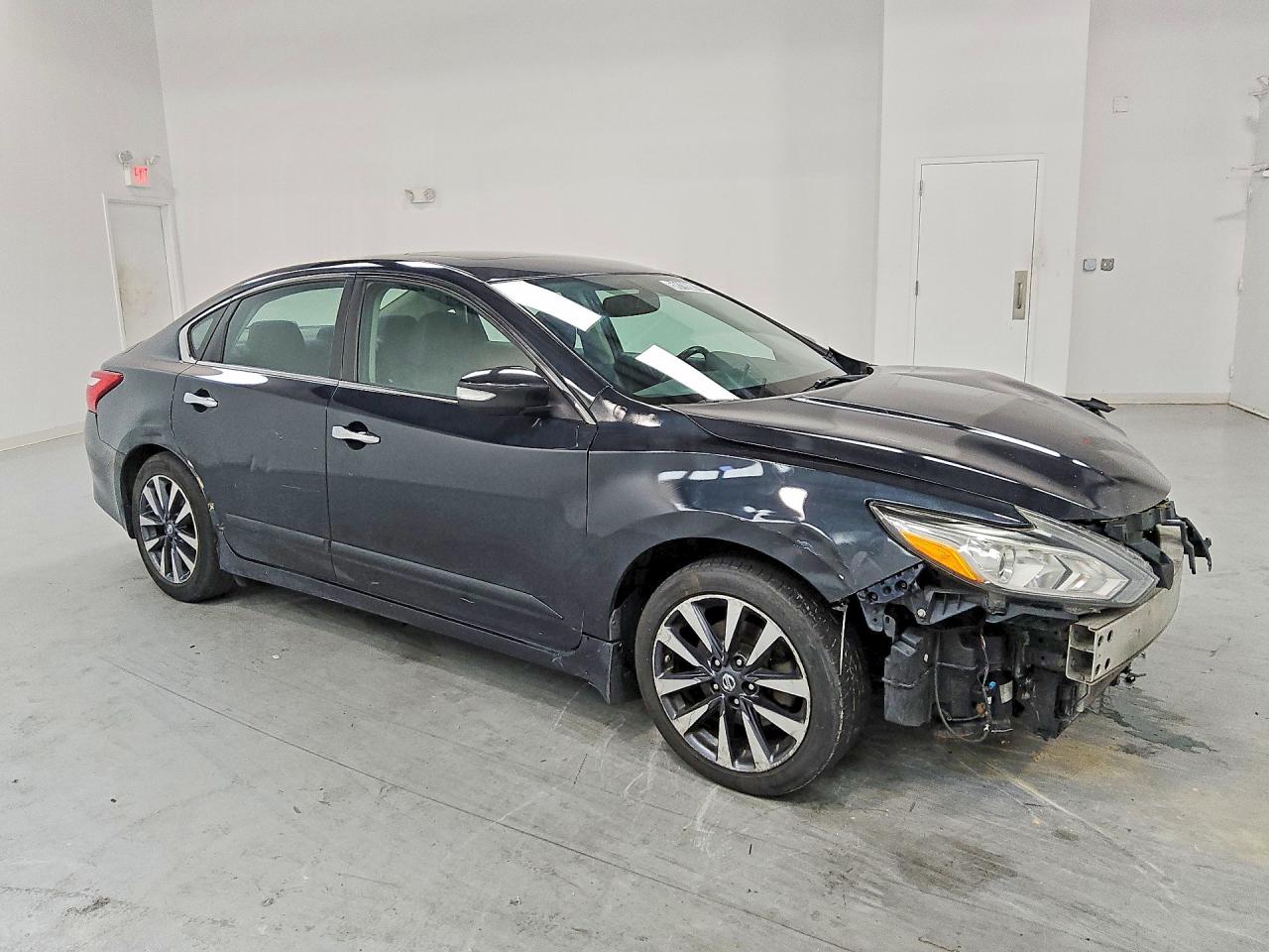2017 NISSAN ALTIMA 2.5 SV — снимка 4