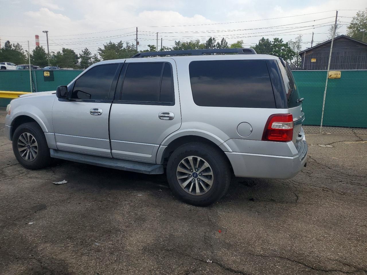 2017 FORD EXPEDITION XLT — снимка 2