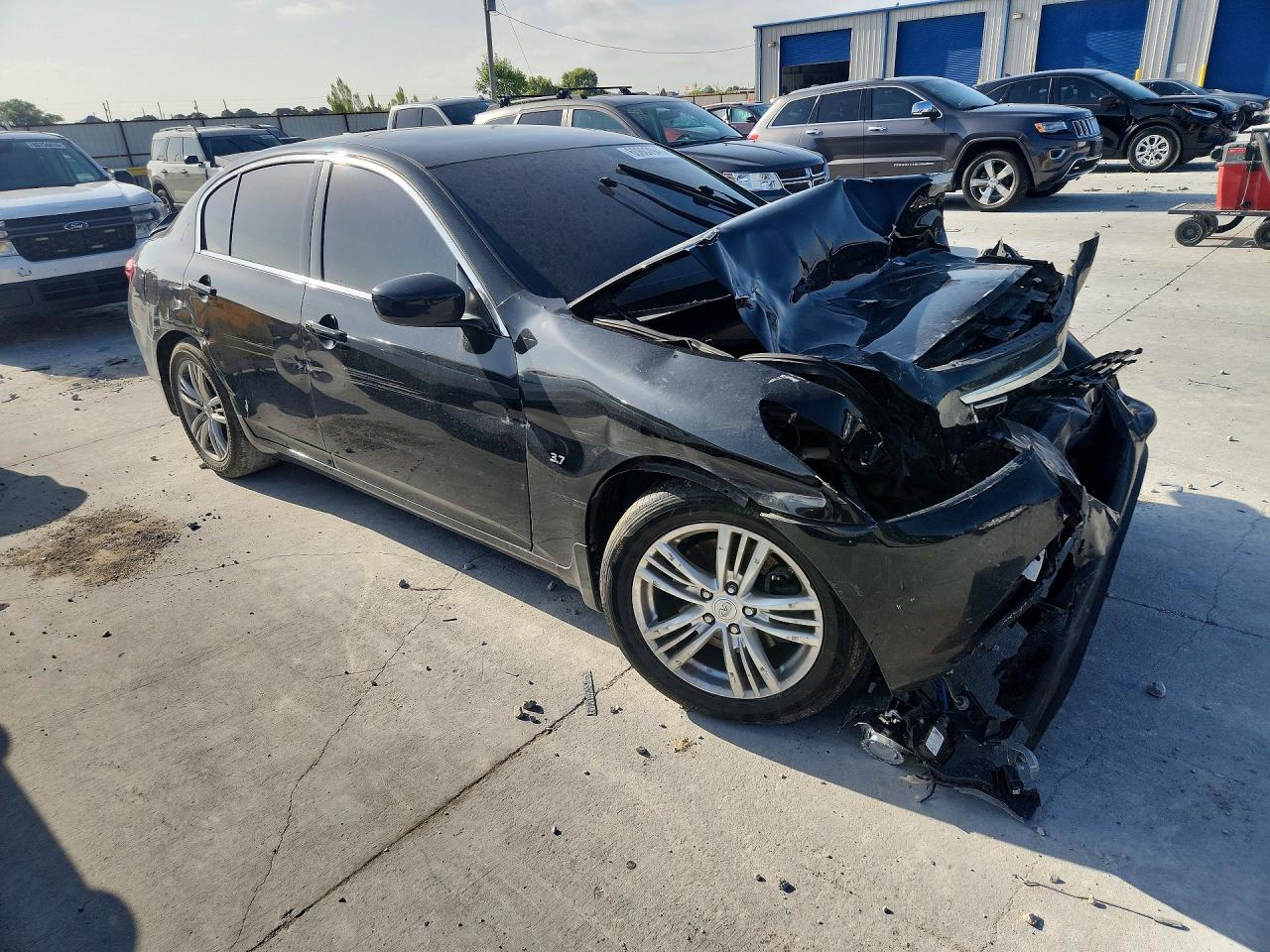 2015 INFINITI Q40 BASE — снимка 4