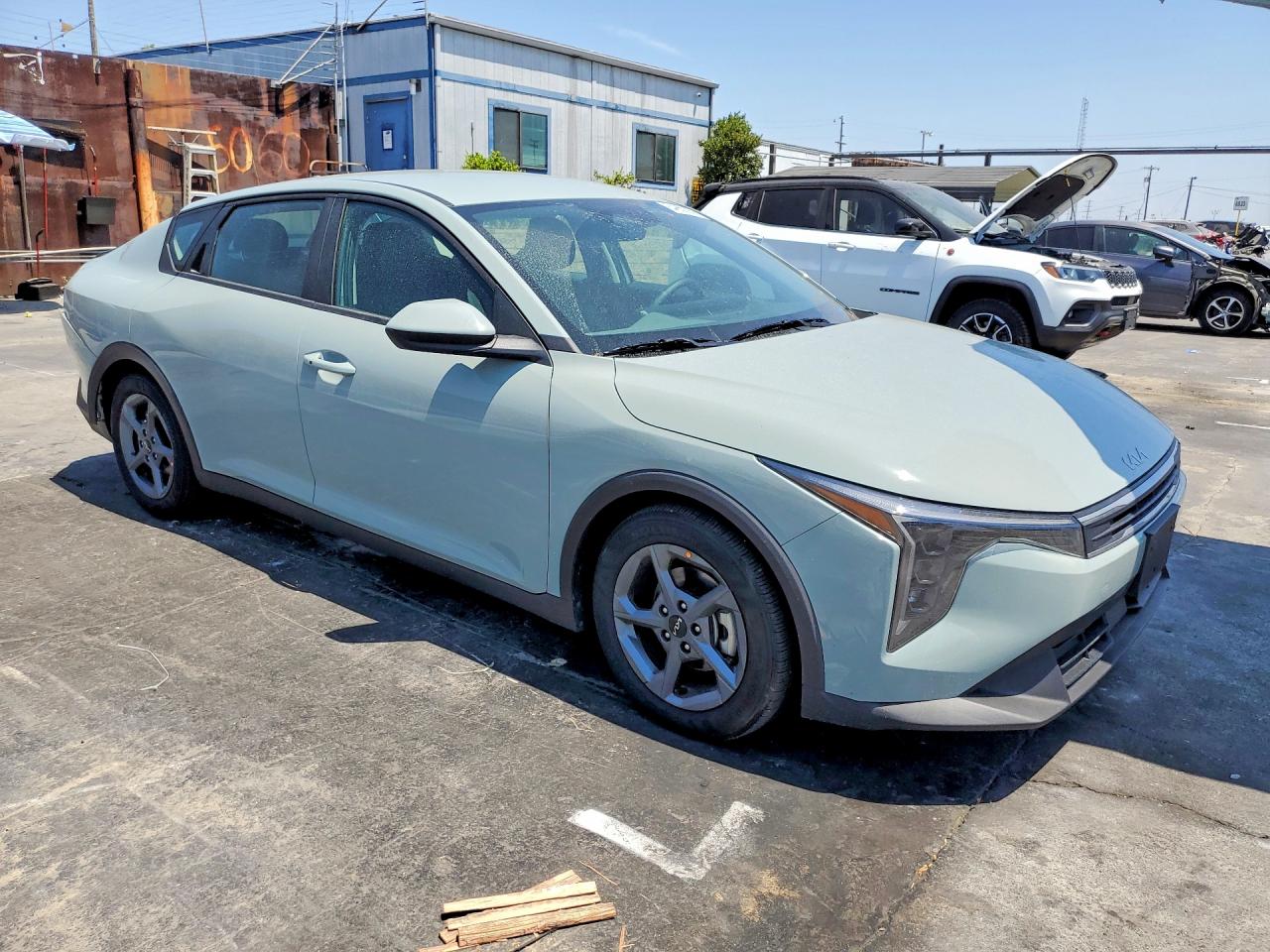 2025 KIA K4 LXS — снимка 4