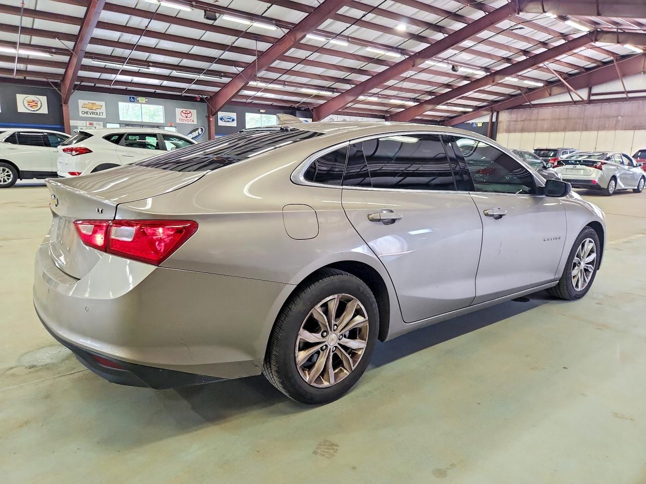 2023 CHEVROLET MALIBU LT — снимка 3