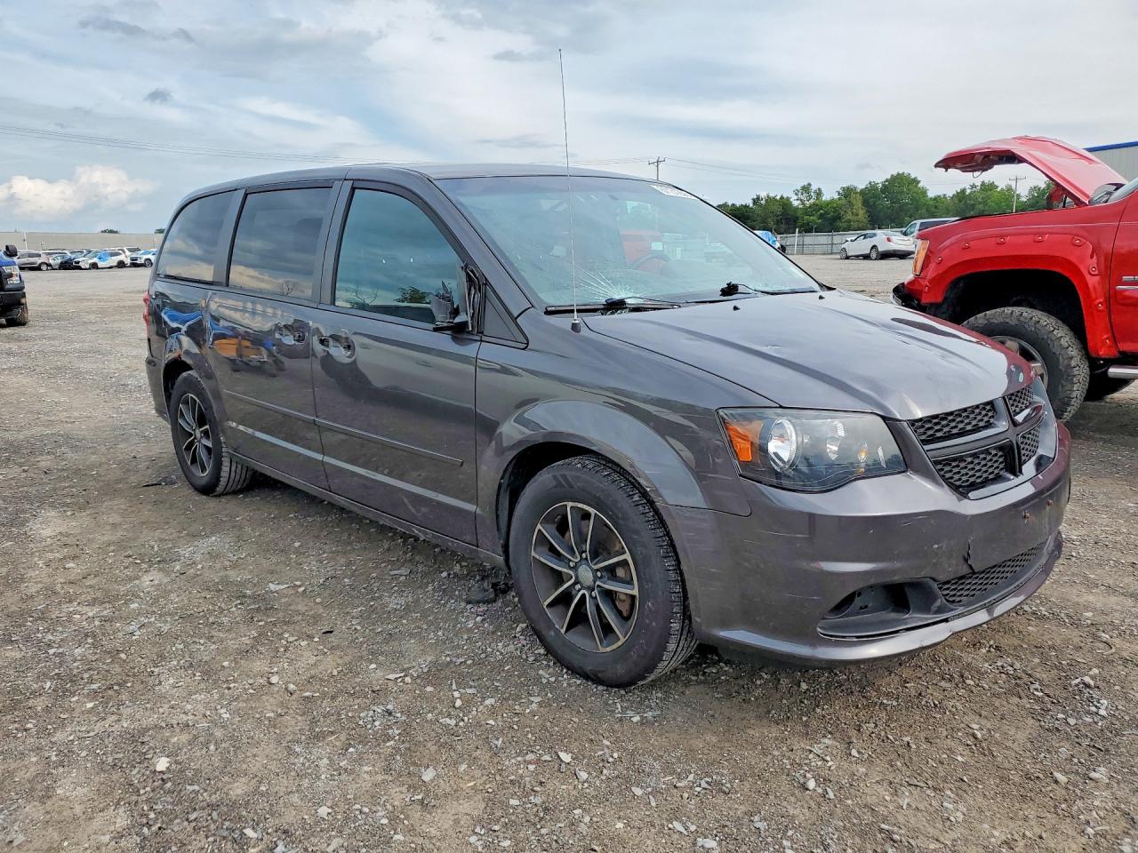 2015 DODGE GRAND CARAVAN SE — снимка 4