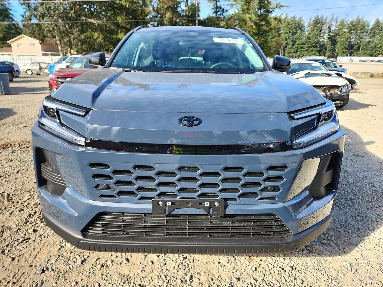 2026 TOYOTA RAV4 XLE PREMIUM — photo 5
