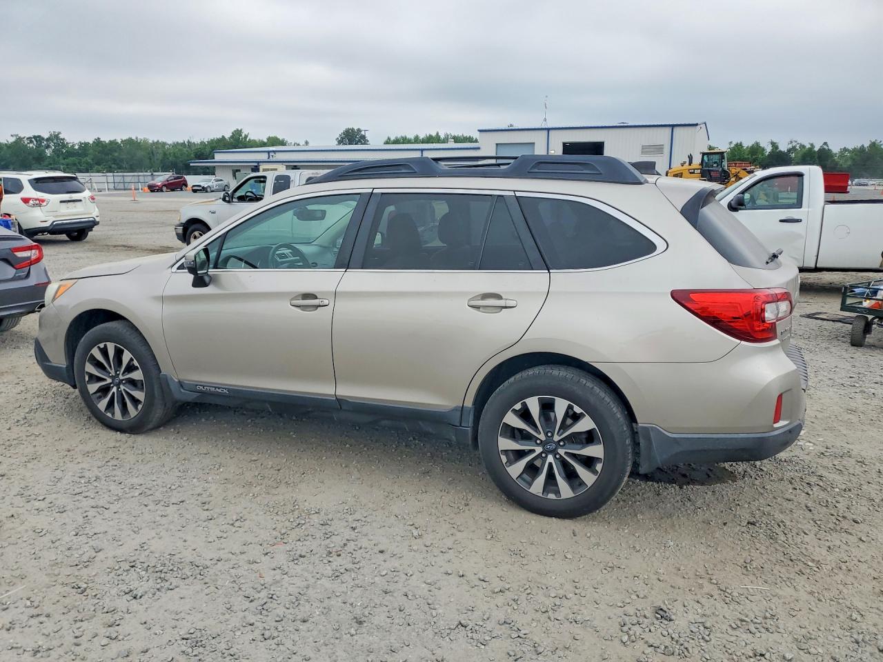 2017 SUBARU OUTBACK 3.6R LIMITED — снимка 2
