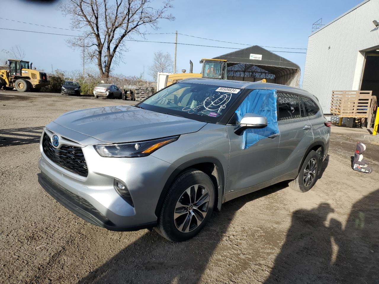 2023 TOYOTA HIGHLANDER HYBRID XLE