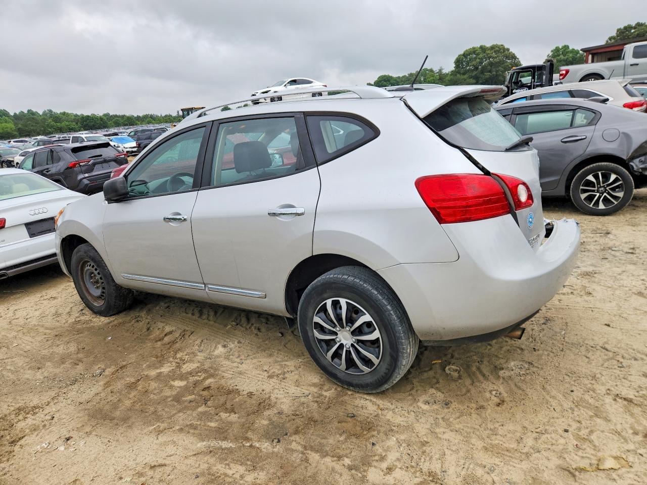 2015 NISSAN ROGUE SELECT S — снимка 2