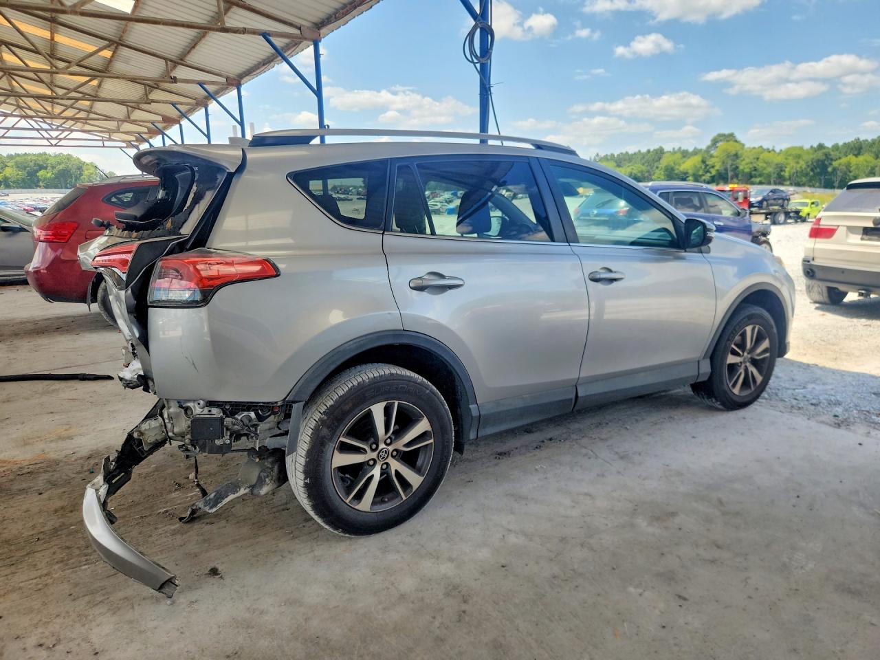 2018 TOYOTA RAV4 XLE — снимка 3