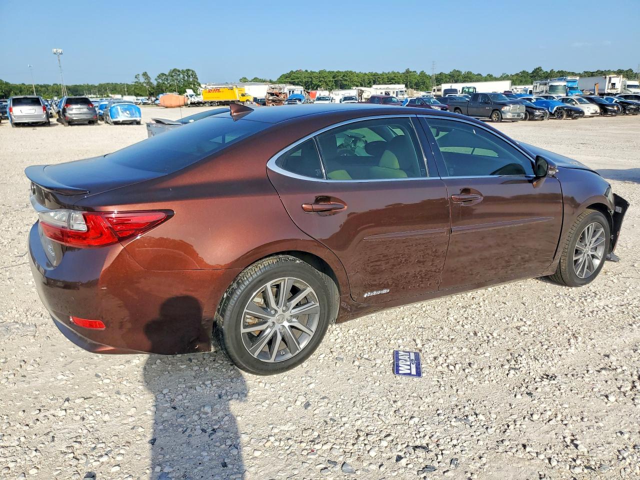 2017 LEXUS ES 300H — снимка 3