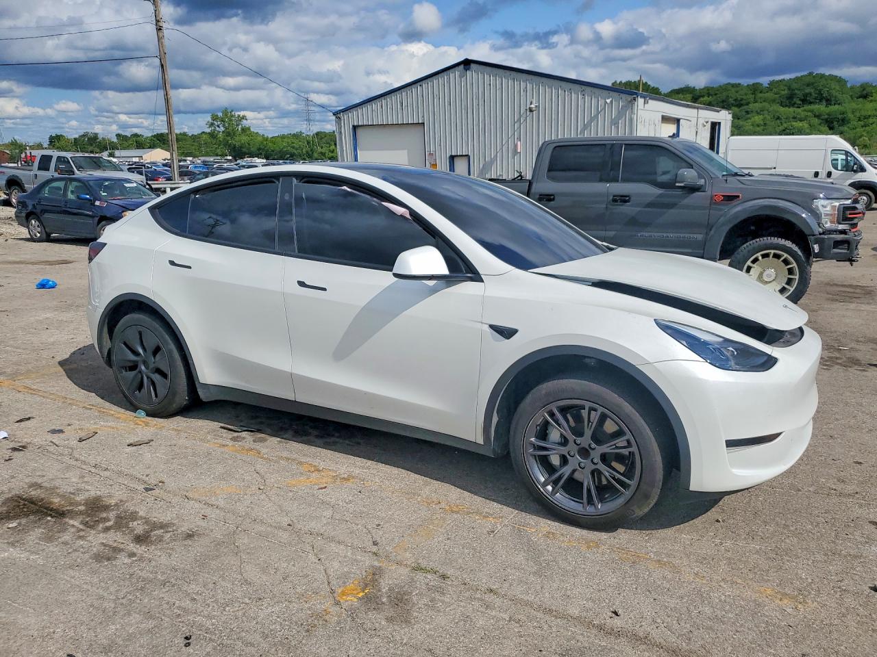 2024 TESLA MODEL Y — снимка 4