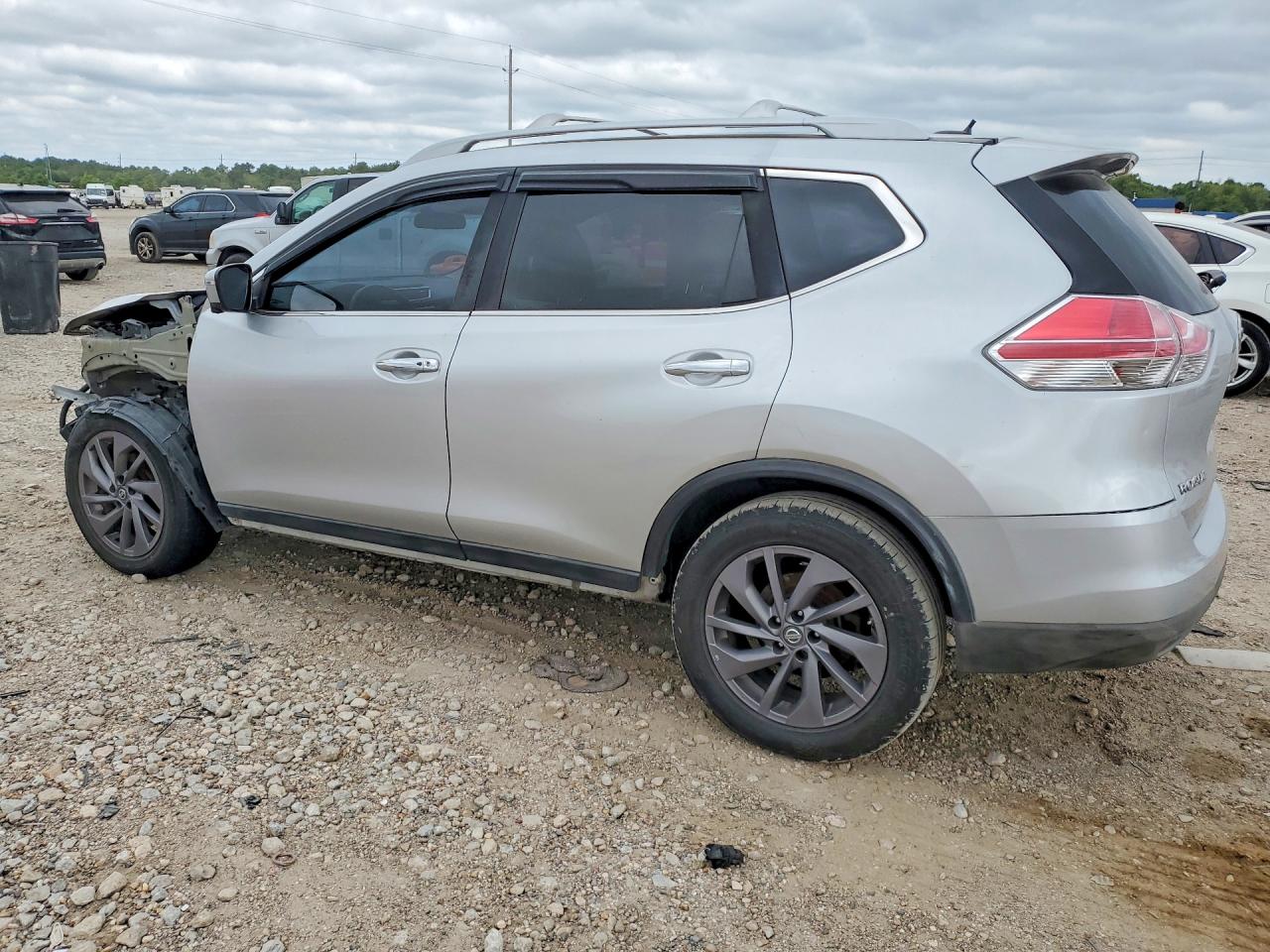 2016 NISSAN ROGUE SL — снимка 2