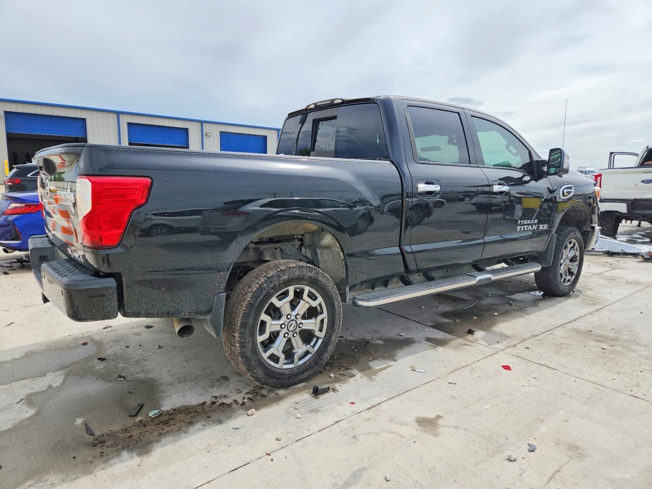 2017 NISSAN TITAN XD SL — снимка 3