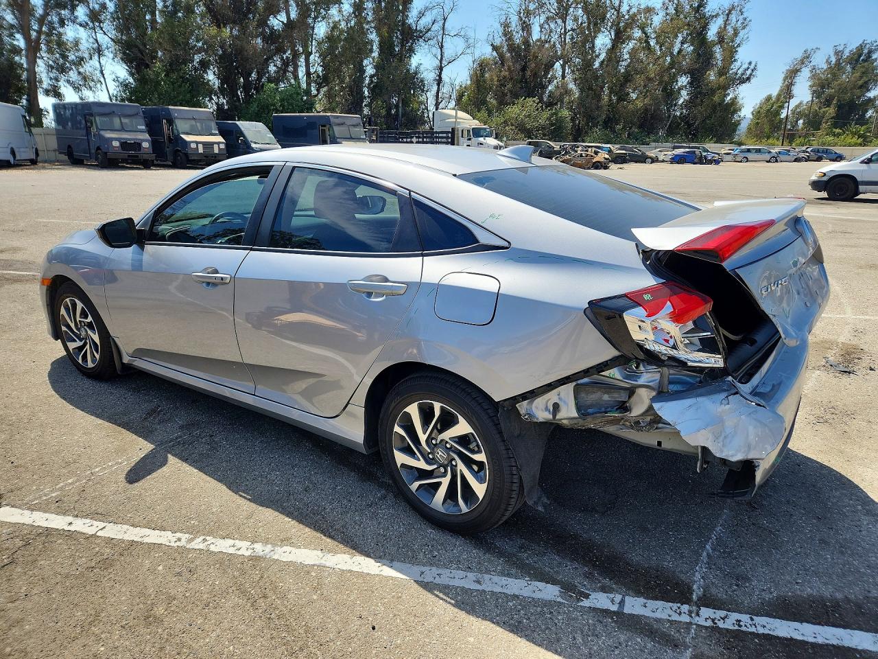 2018 HONDA CIVIC EX — снимка 2