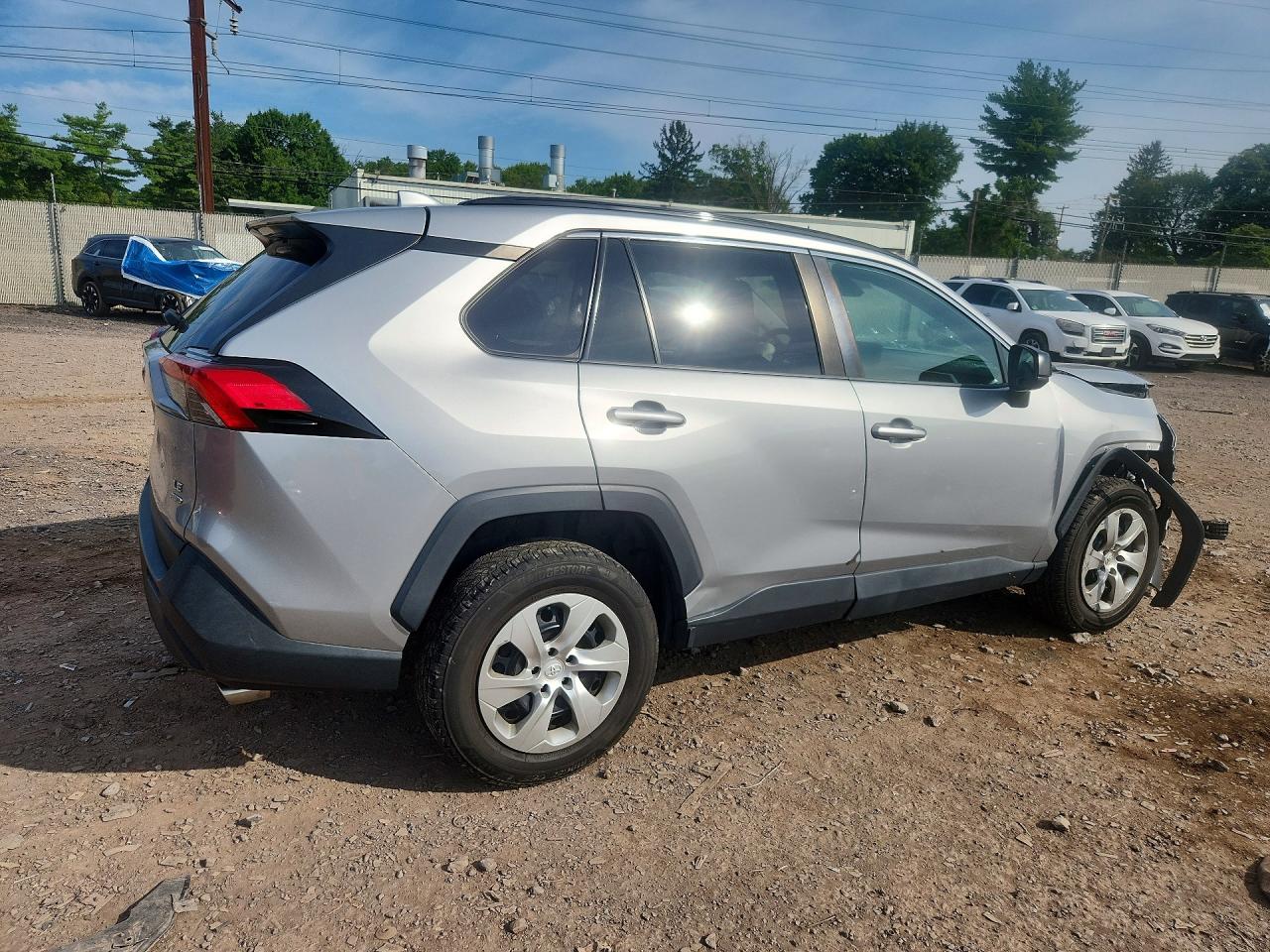 2019 TOYOTA RAV4 LE — снимка 3