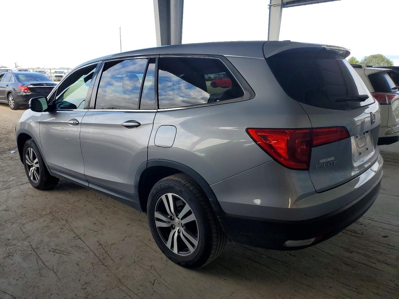 2018 HONDA PILOT EXL — снимка 2