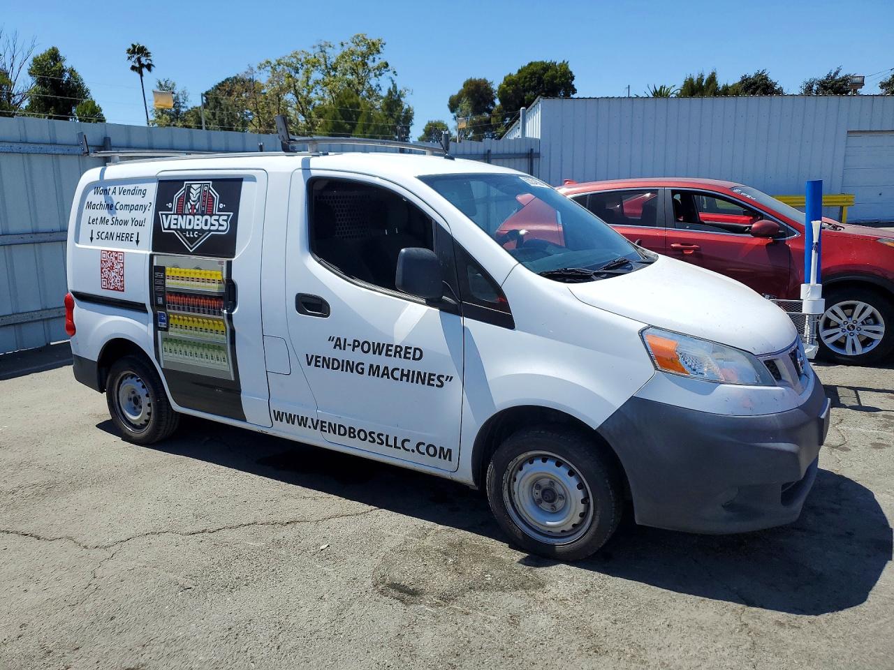 2015 NISSAN NV200 SV — снимка 4