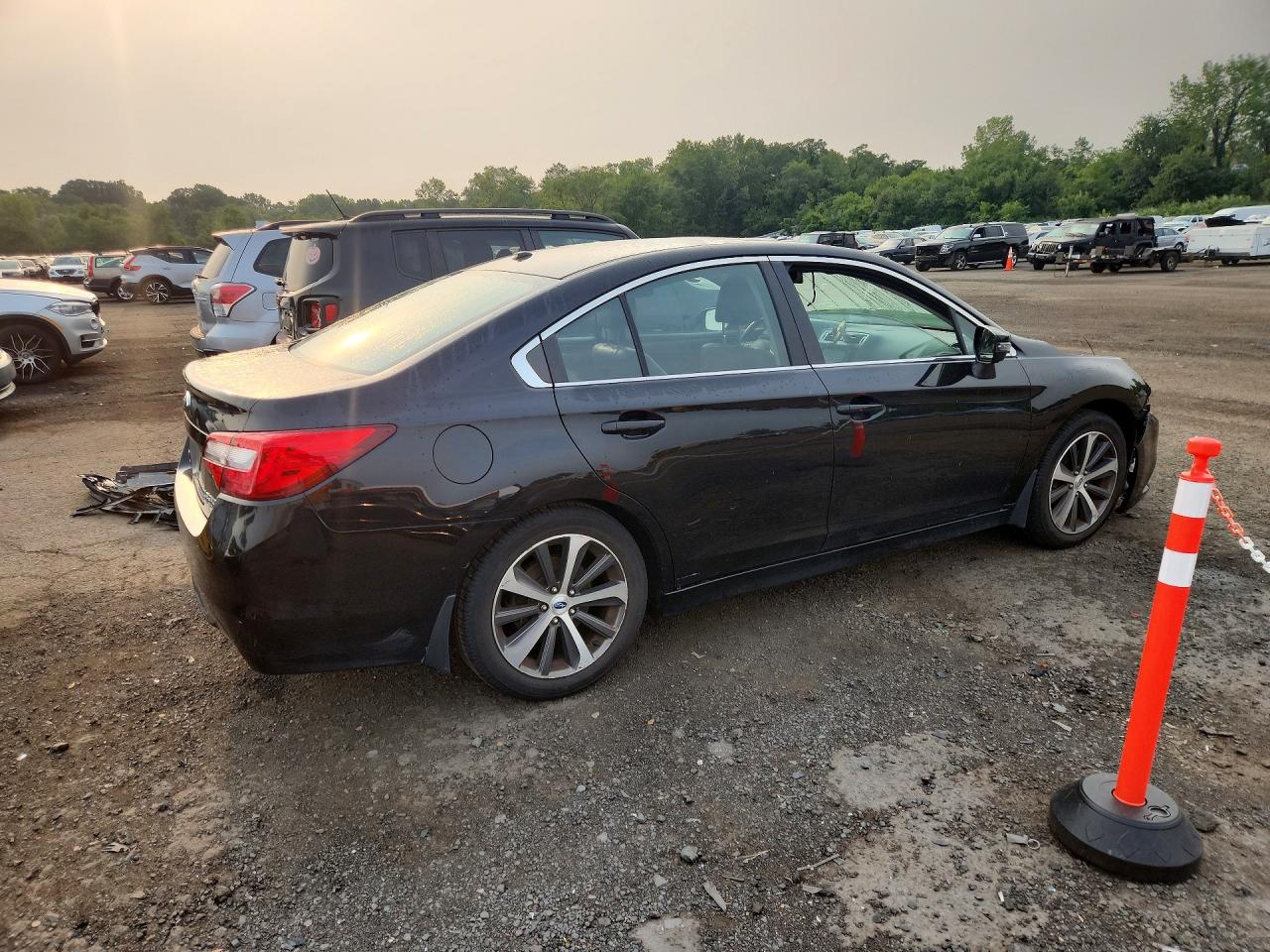 2015 SUBARU LEGACY 2.5I LIMITED — снимка 3