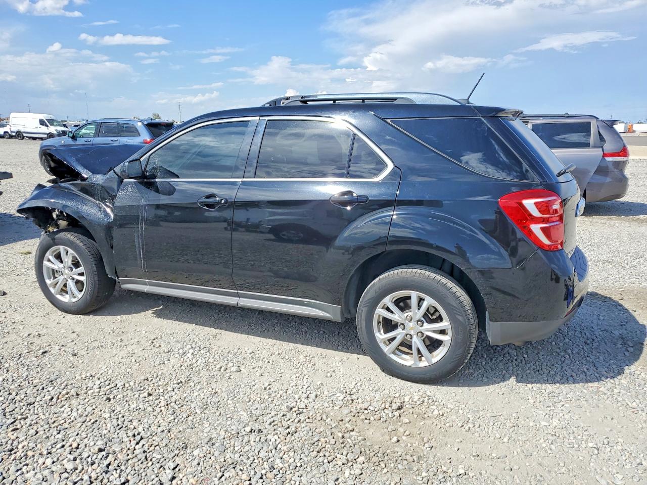 2017 CHEVROLET EQUINOX LT — снимка 2