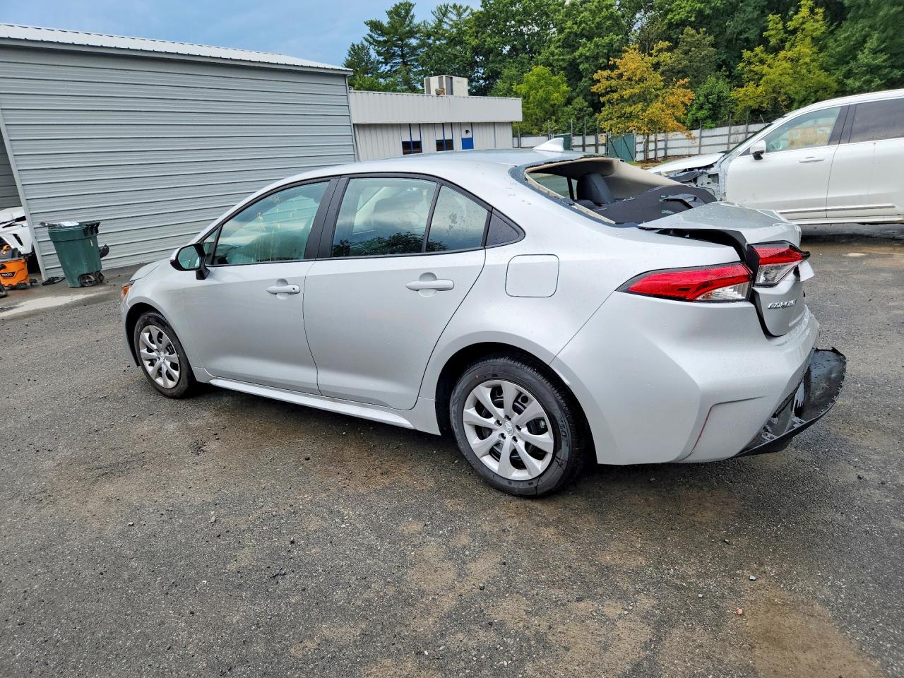 2026 TOYOTA COROLLA LE — снимка 2