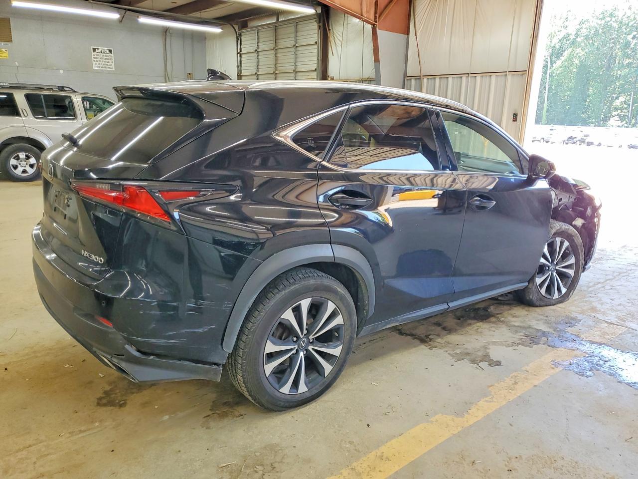 2021 LEXUS NX 300 F SPORT — снимка 3