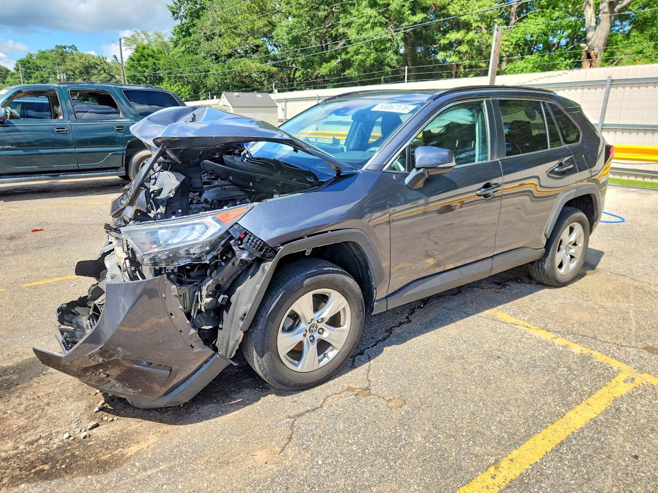 2019 TOYOTA RAV4 XLE