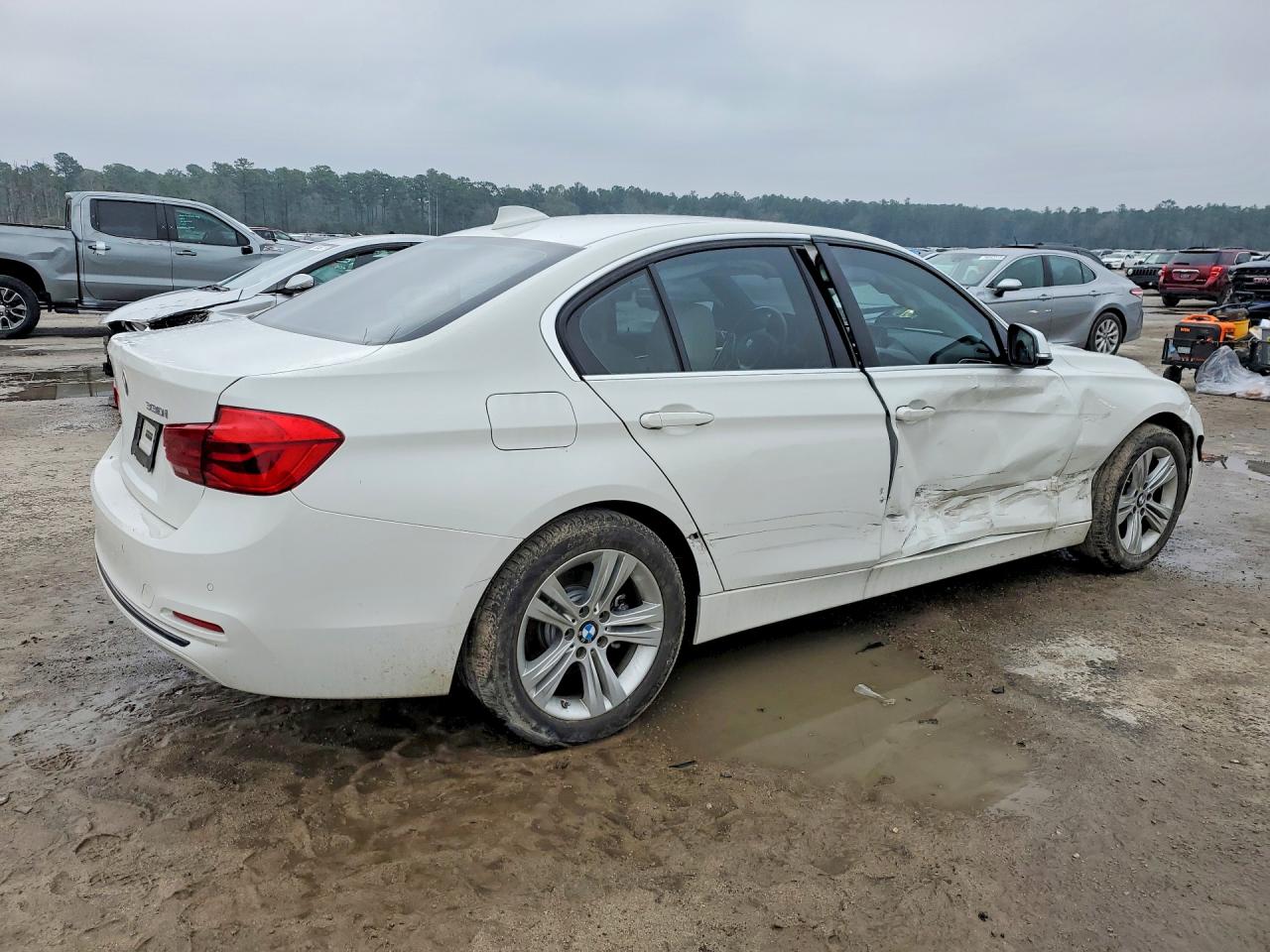 2017 BMW 330 I — снимка 3