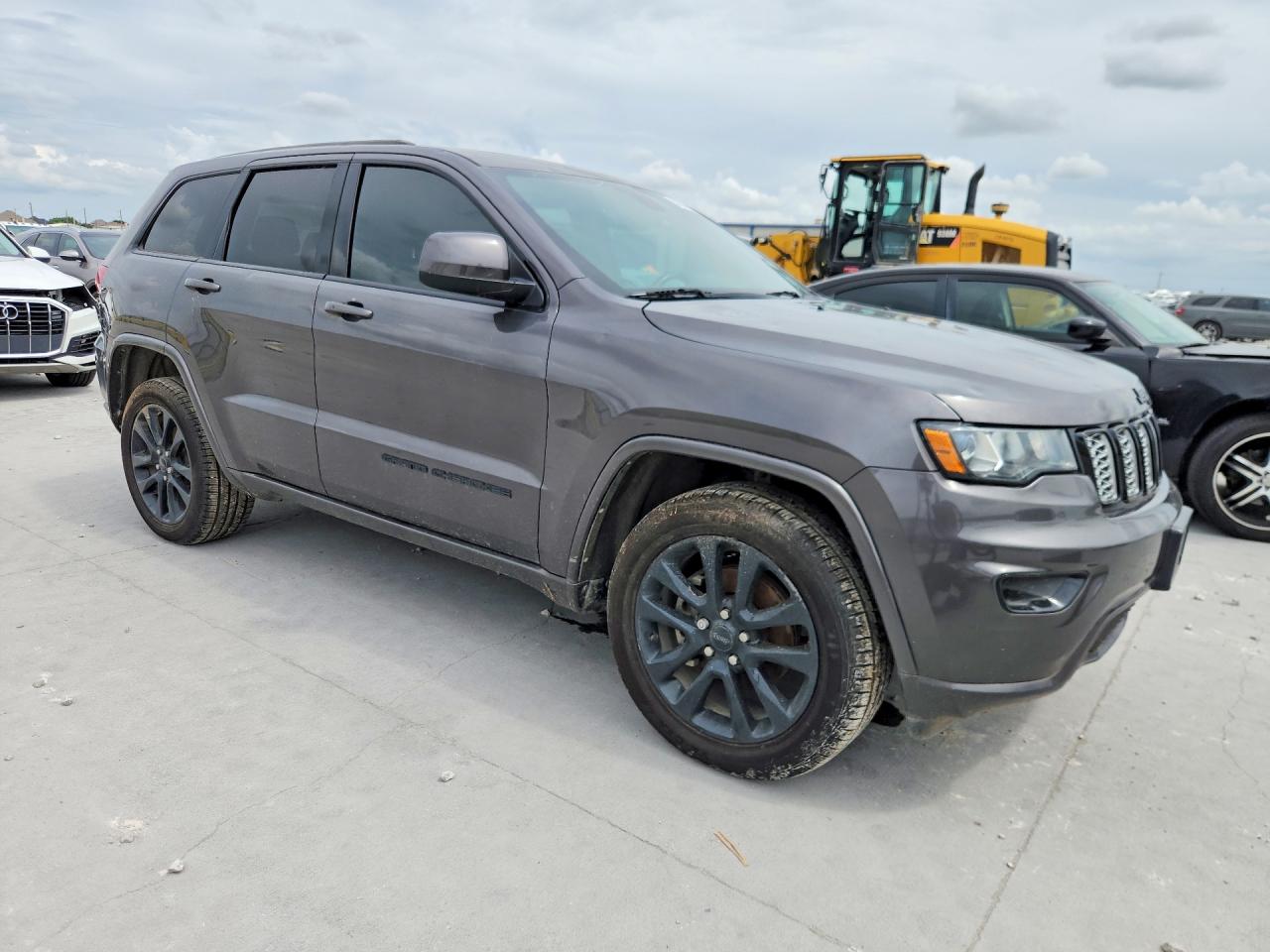 2019 JEEP GRAND CHEROKEE LAREDO — снимка 4