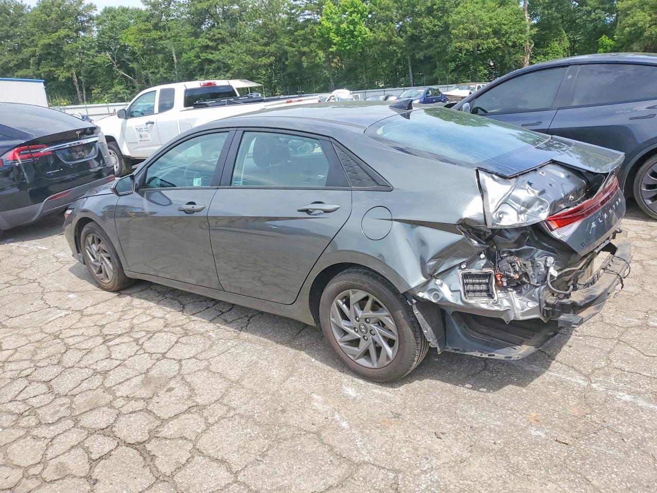 2024 HYUNDAI ELANTRA SEL — снимка 2