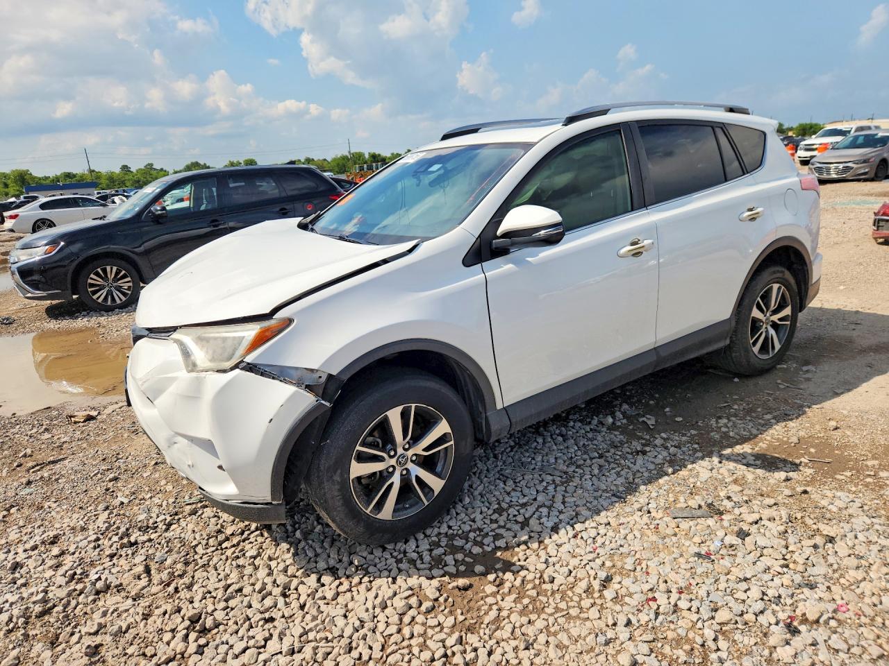 2018 TOYOTA RAV4 XLE