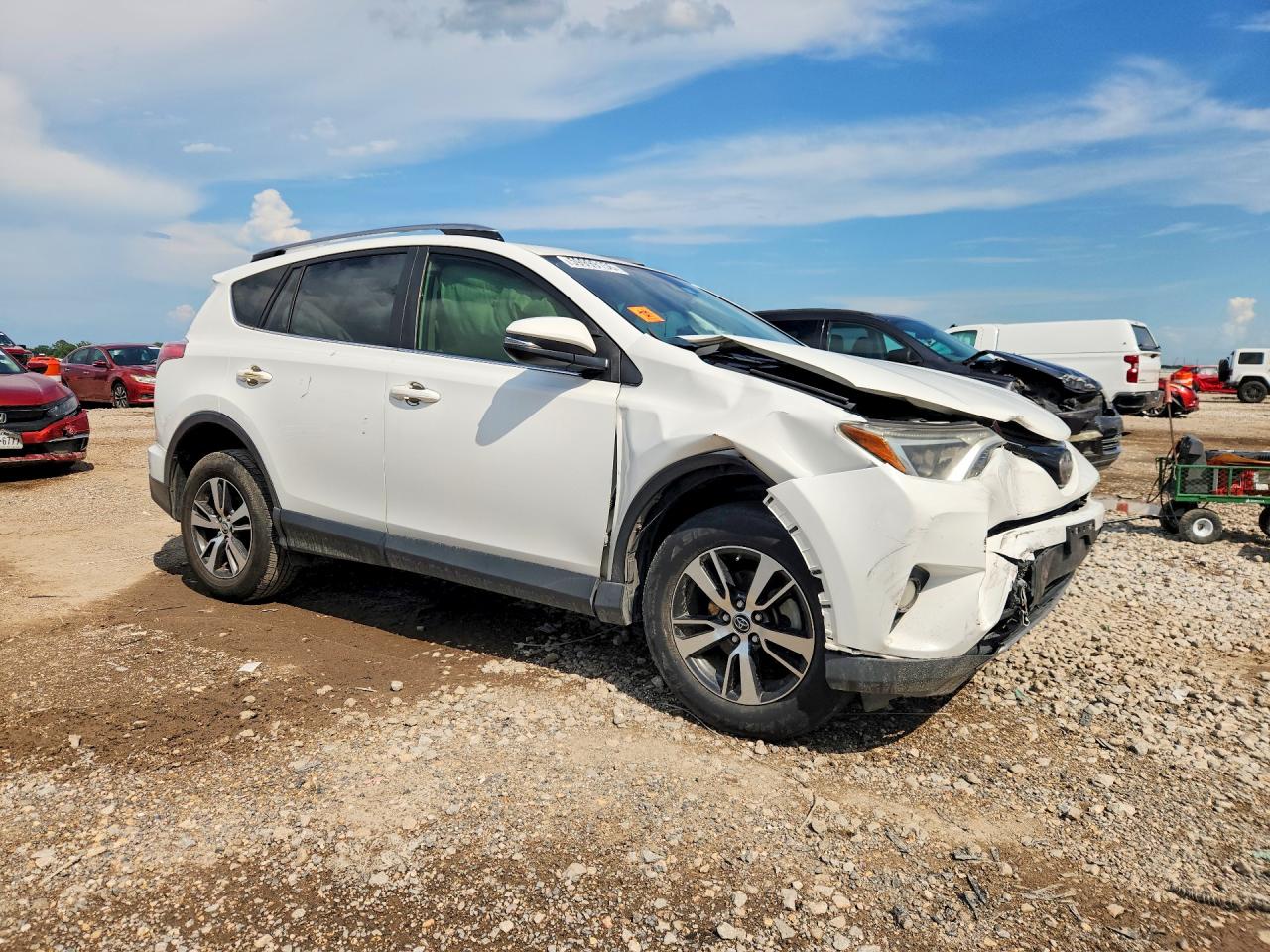 2018 TOYOTA RAV4 XLE — снимка 4